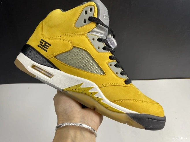 Chep Onekick Jordan 454783-701 Air Tokyo Retro 5 T23 0724